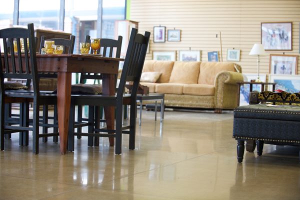 polished natural concrete flooring for treasure house