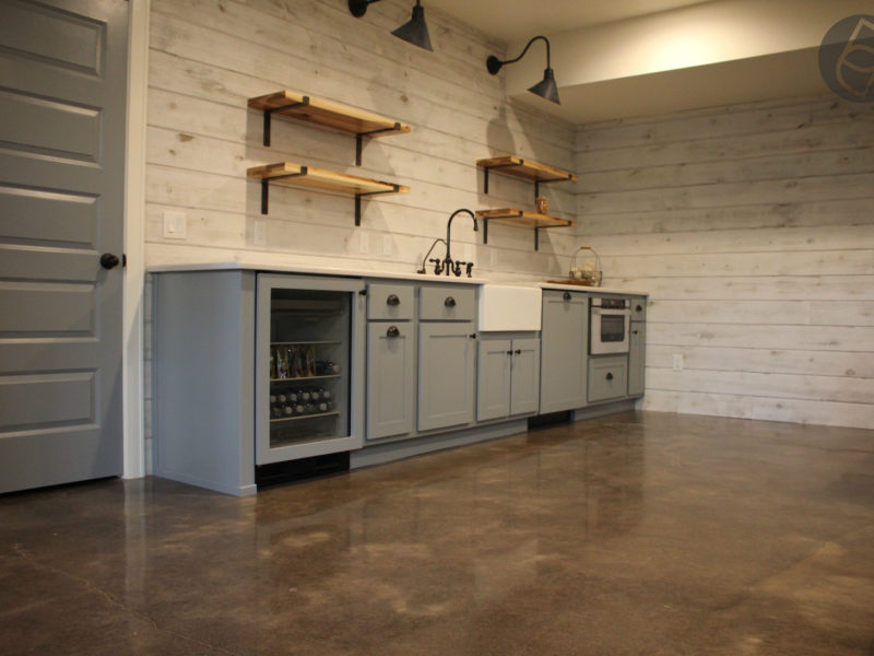 Polished Concrete floor darker reactive stain