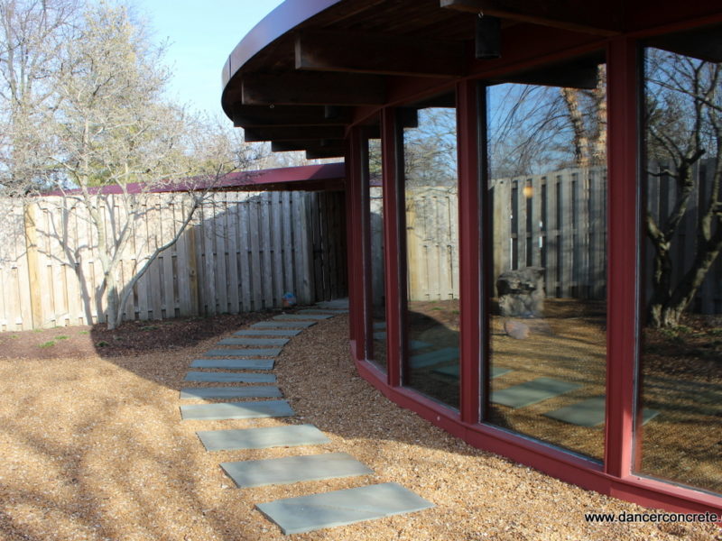 circle house concrete floor